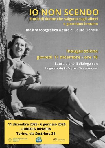 Sullo sfondo una foto in bianco e nero di una donna sorridente seduta su un ramo ed appoggiata al tronco di un albero.

In basso i loghi dell'istituto comprensivo Padre Gemelli, Binaria e Iren collabora.